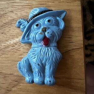 Metal doggie pin vintage